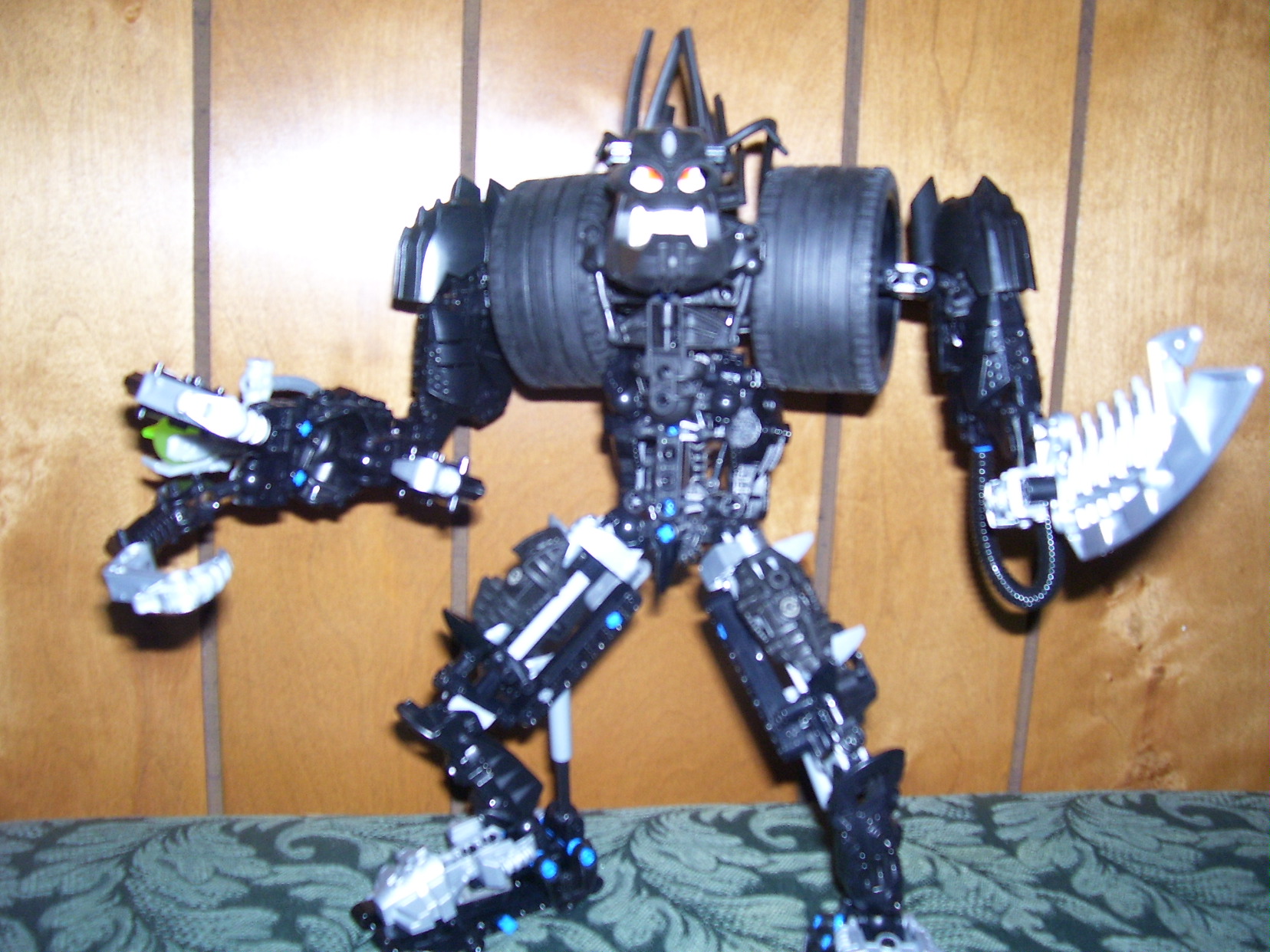 new_bionicles_005.jpg