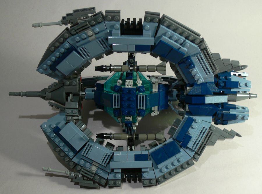 tri-fighter07.jpg