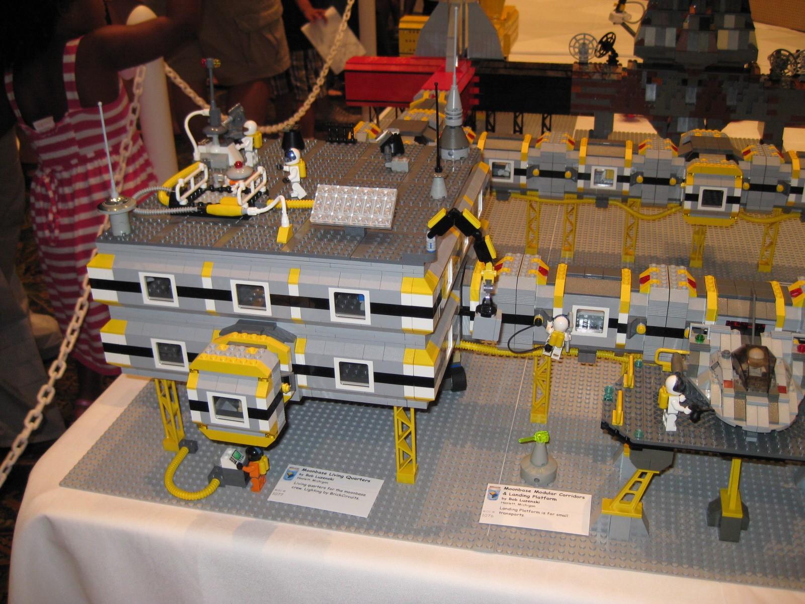 brickfair-2009-10.jpg