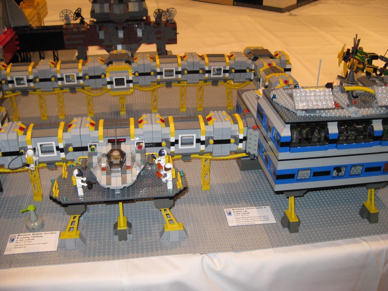 brickfair-2009-11.jpg