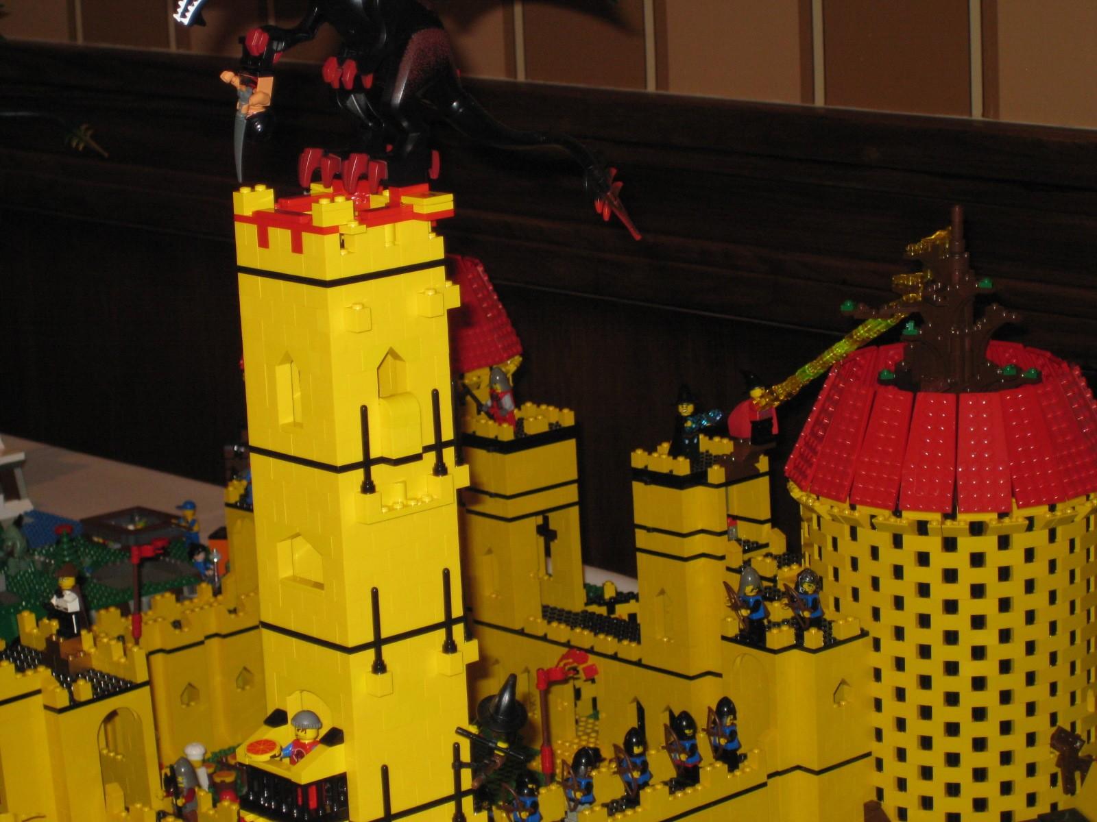 brickfair-2009-30.jpg
