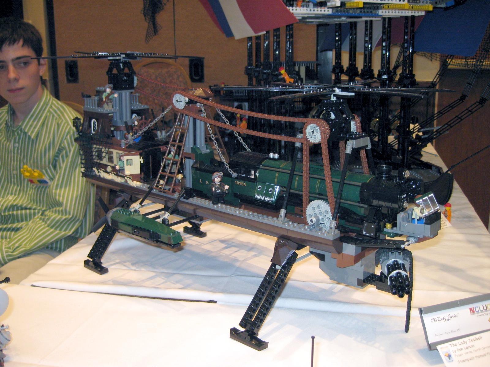 brickfair-2009-49.jpg
