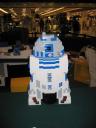 r2d2-02.jpg