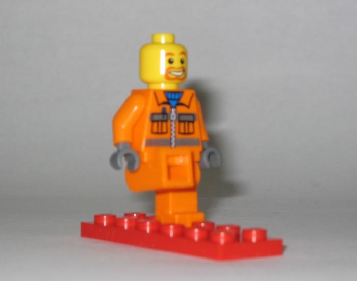 poses0015-kick.jpg
