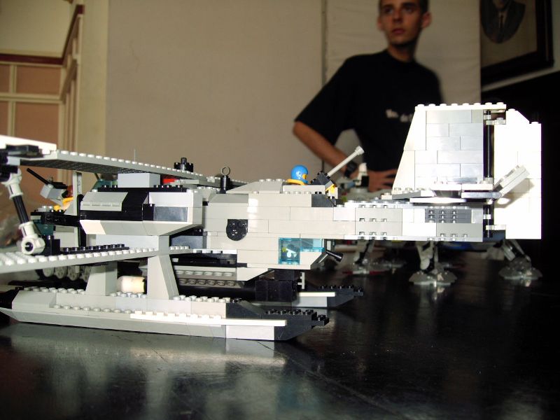 plugexpo2006a50.jpg
