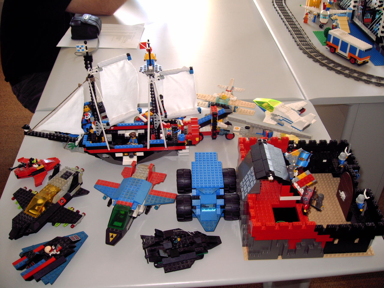 plugfest2005e08.jpg