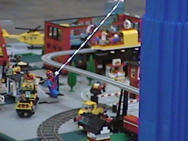 spidermanswings01.jpg