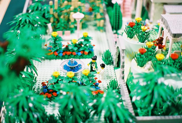 gardenparty05.jpg