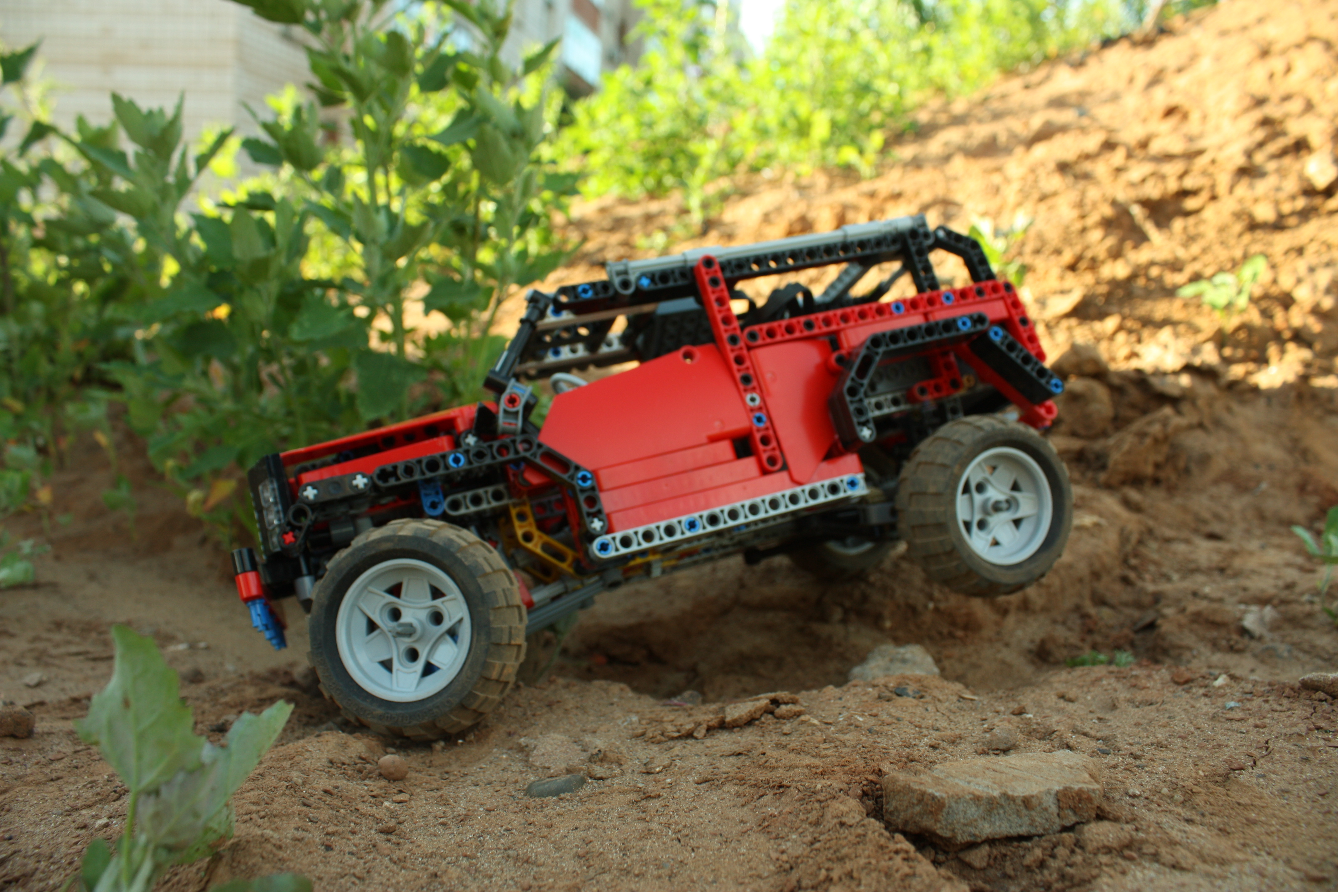 2012__25206_28_23_26-001.jpg
