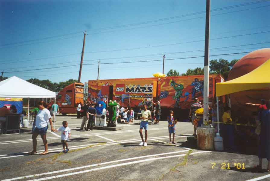 01trucktour.jpg