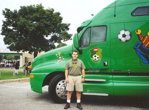 01_dadbytruck.jpg