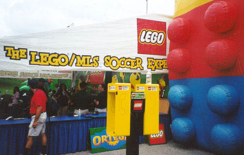 02_legophones.jpg