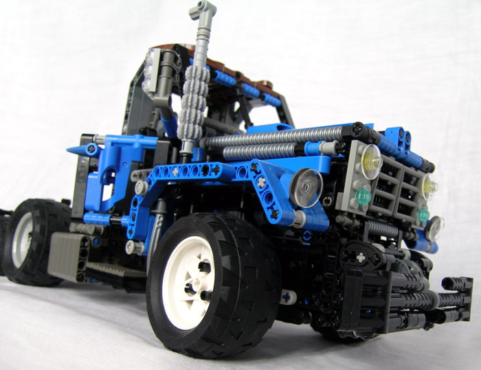 m35_in_blue_02.jpg