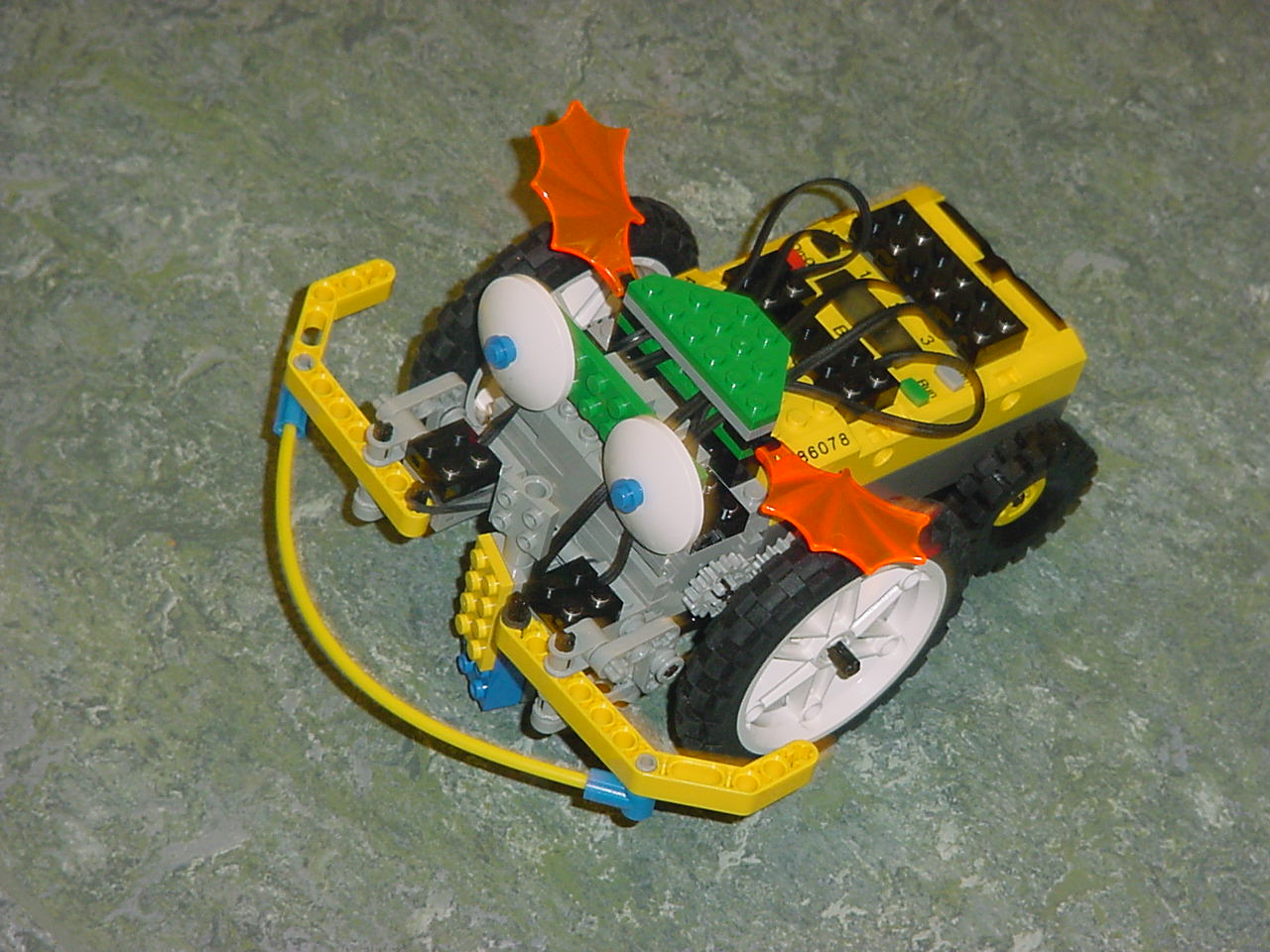 battlebot.jpg