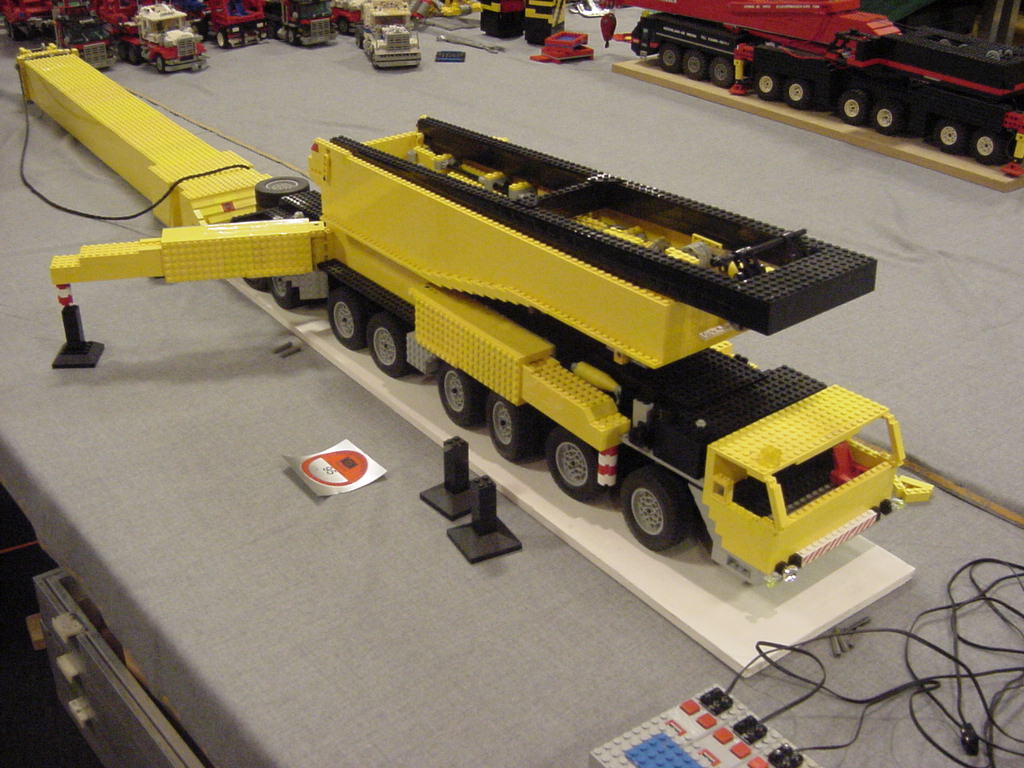 yellow1.jpg