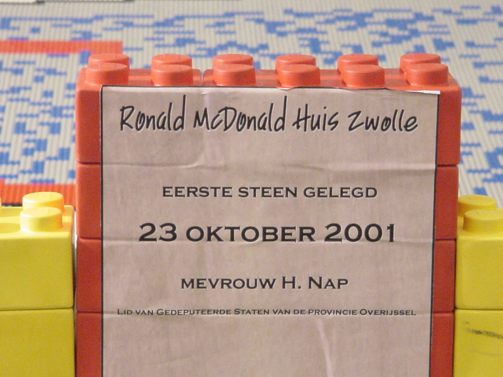 25_ronald_brick.jpg