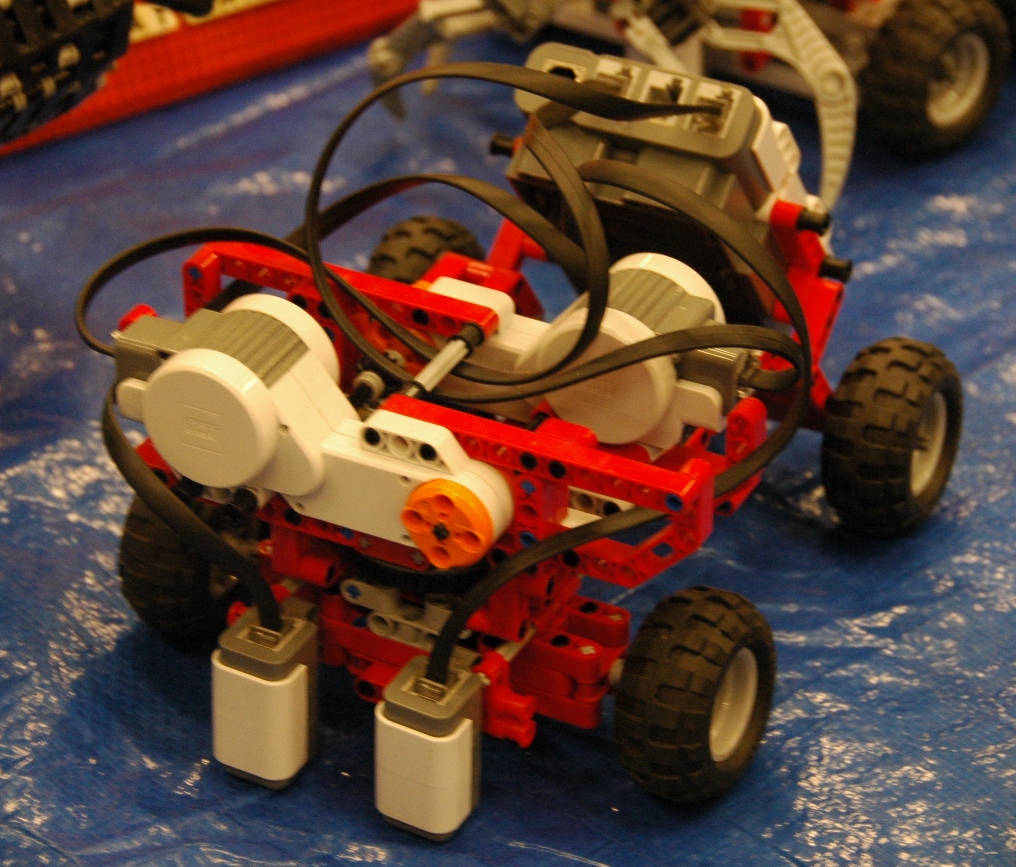 dsc_1683-nxt-model2-by-eric.jpg