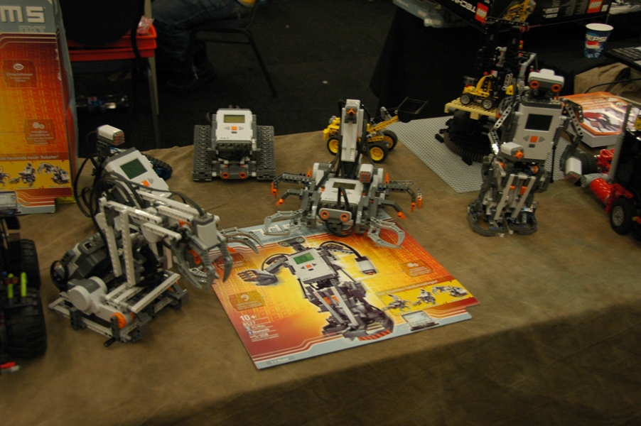 dsc_1694_nxt-demo-models.jpg