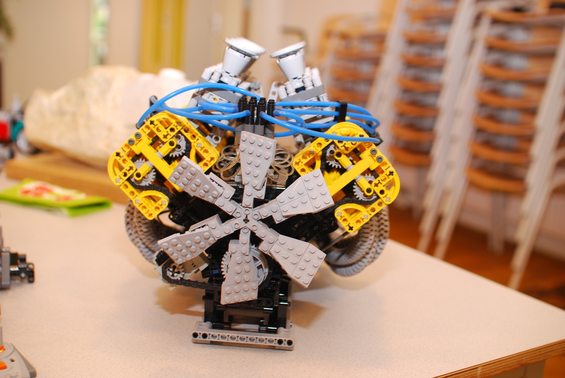 large-engine-dsc_4817.jpg