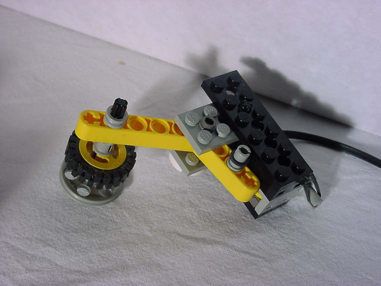 wallfollower-116f.jpg