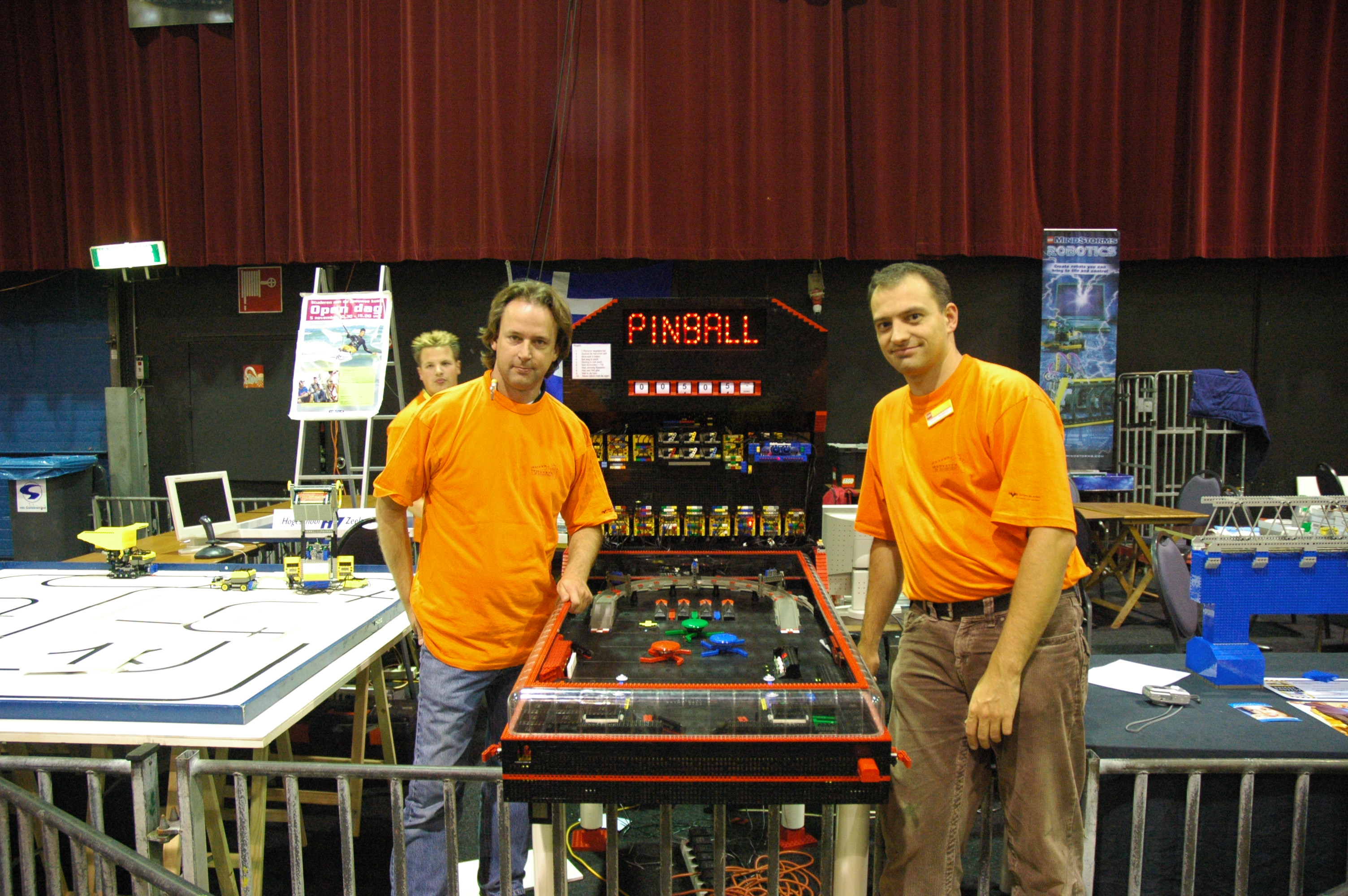 003_pinball-legoworld_designers_dsc_2537.jpg