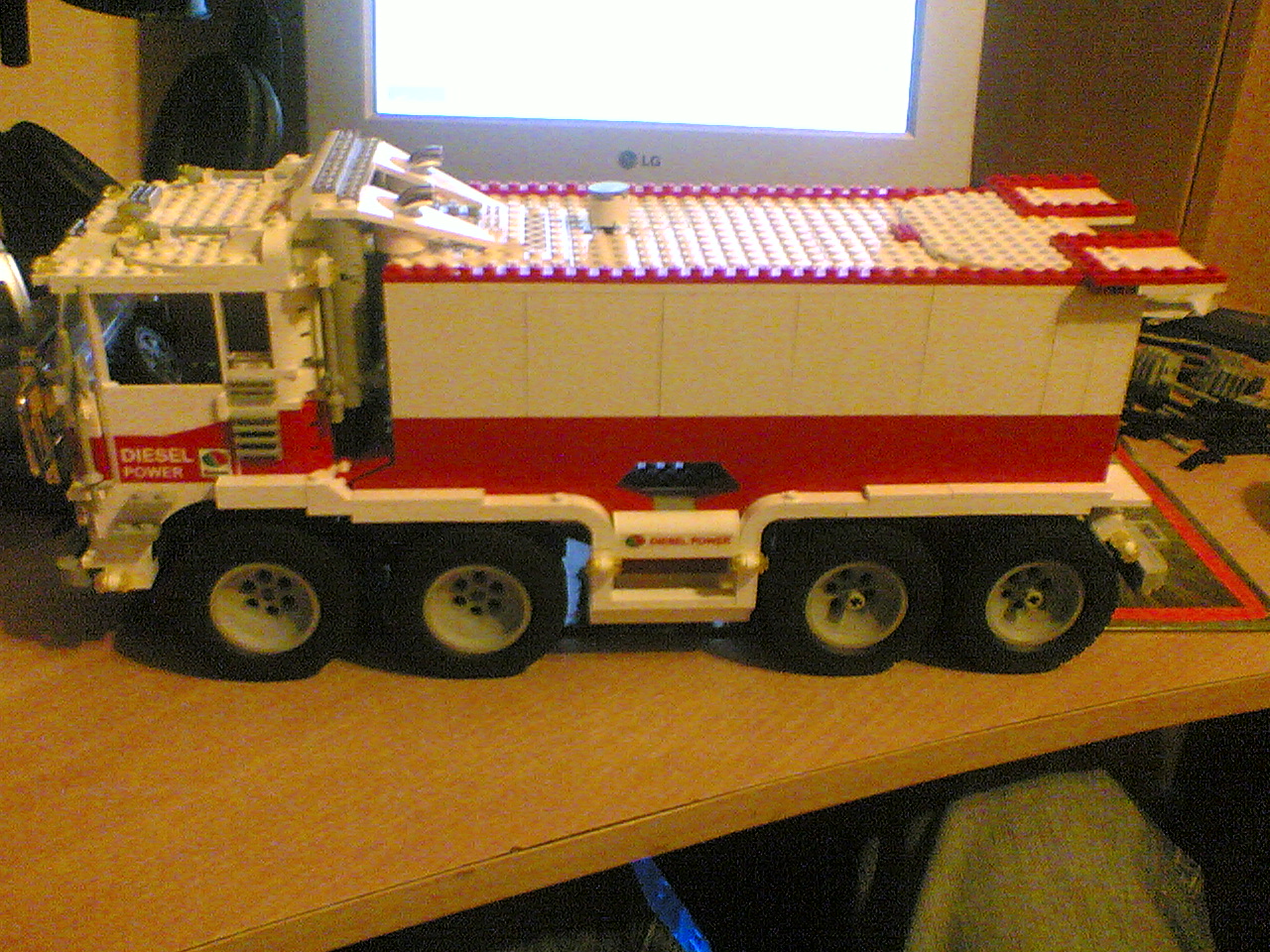 5563-4.jpg