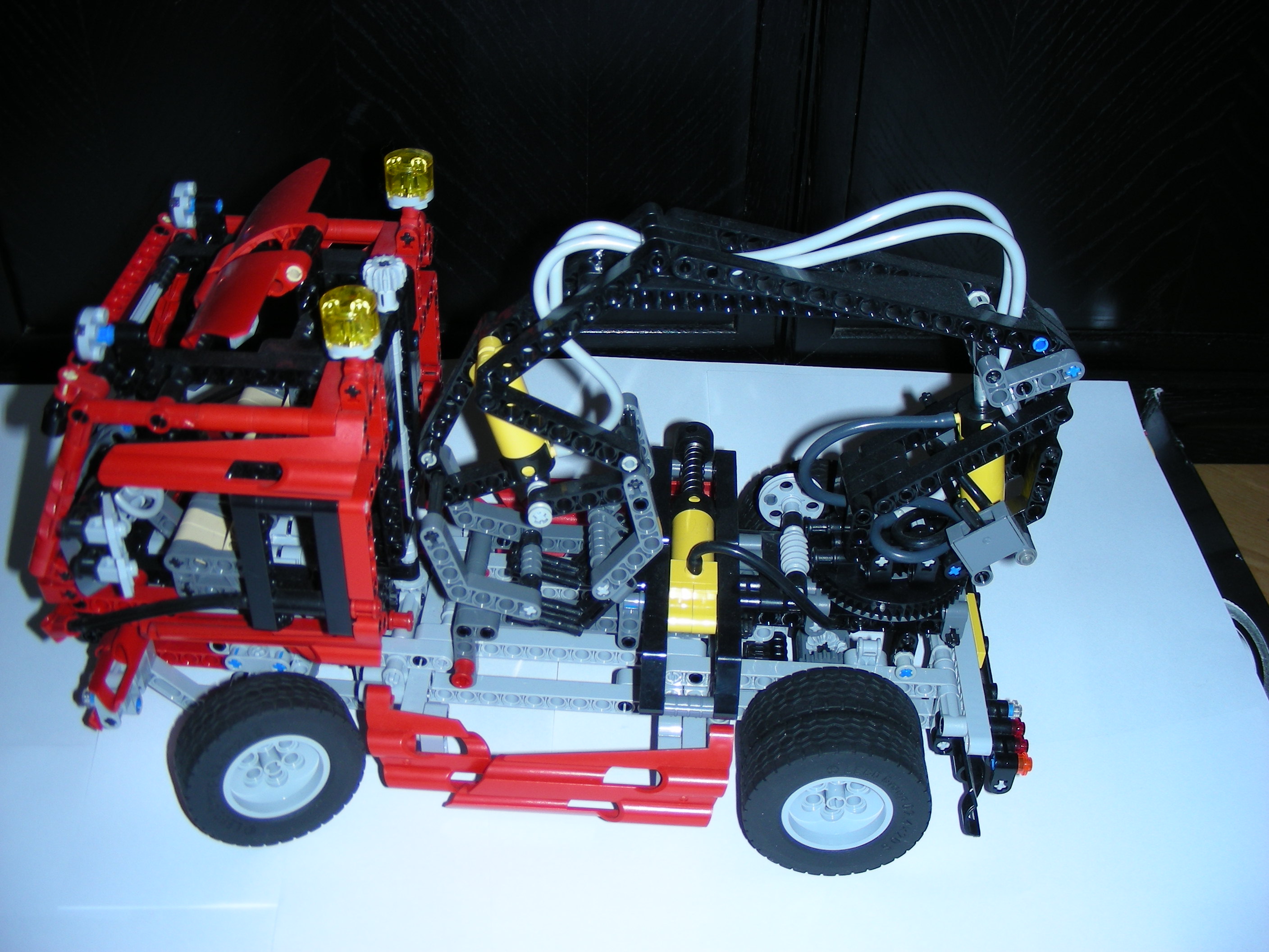 84361.jpg