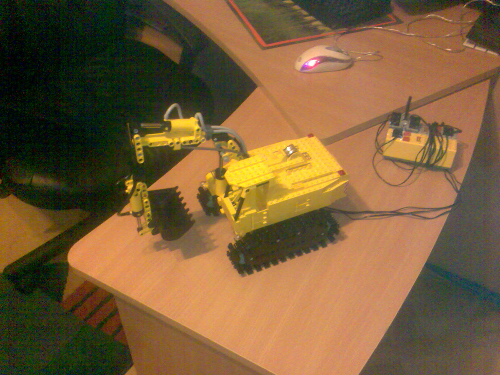 excavator2.jpg