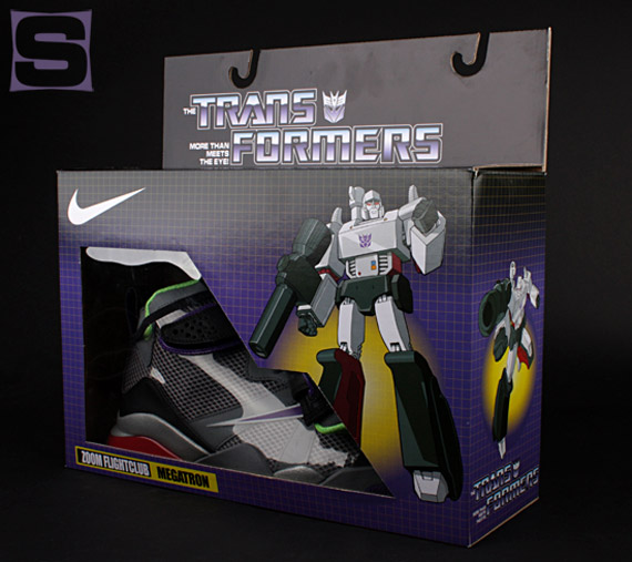 nike-zoom-flight-club-transformers-megatron-01.jpg