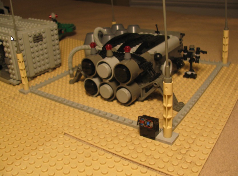 low_rez_-_planet_outpost_2.jpg