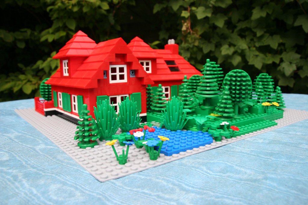 lego_aug_06_007.jpg