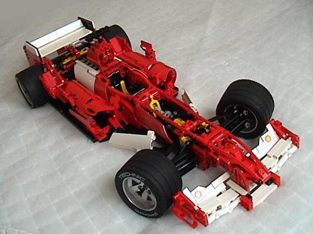 f2005_assembly_front_right.jpg
