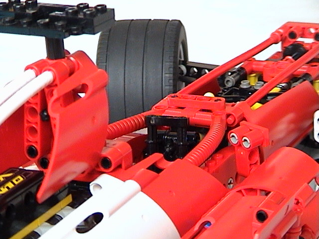 f2005_cockpit.jpg
