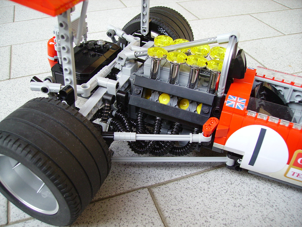 lego_lotus_49b_2007_014.jpg