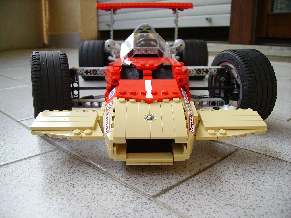 lego_lotus_49b_2007_017.jpg