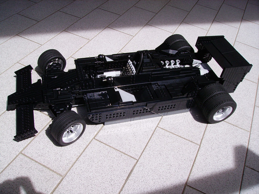 lotus_79_2006_04.jpg