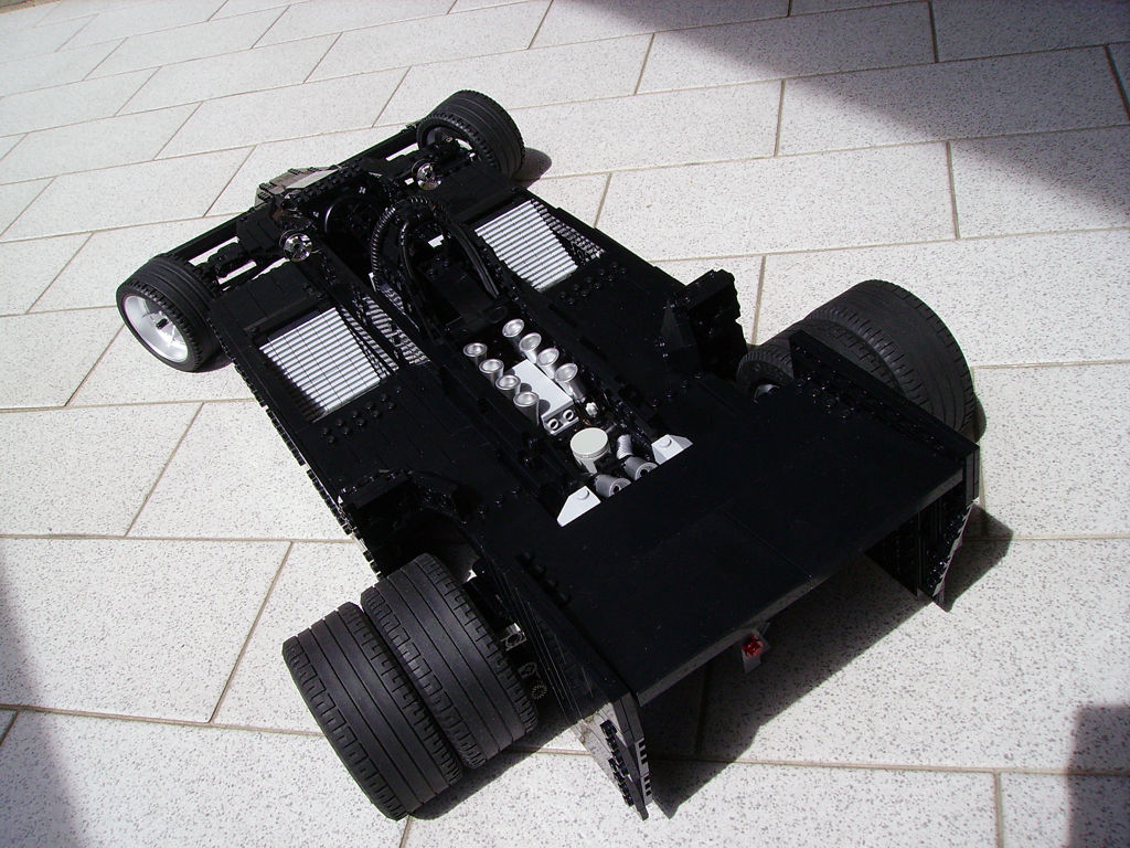 lotus_79_2006_08.jpg