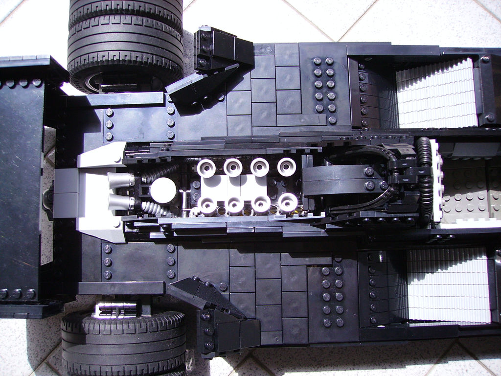 lotus_79_2006_22.jpg