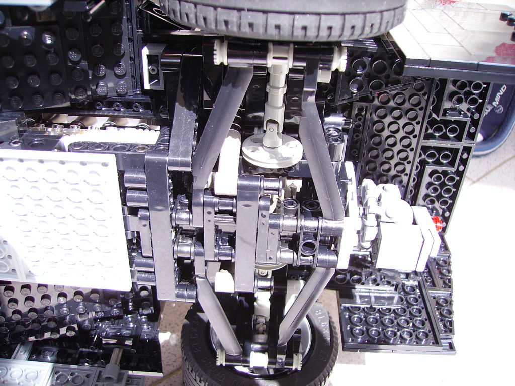 lotus_79_2006_36.jpg