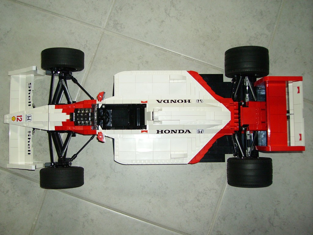 lego_mclaren_mp4-4_2011_055.jpg