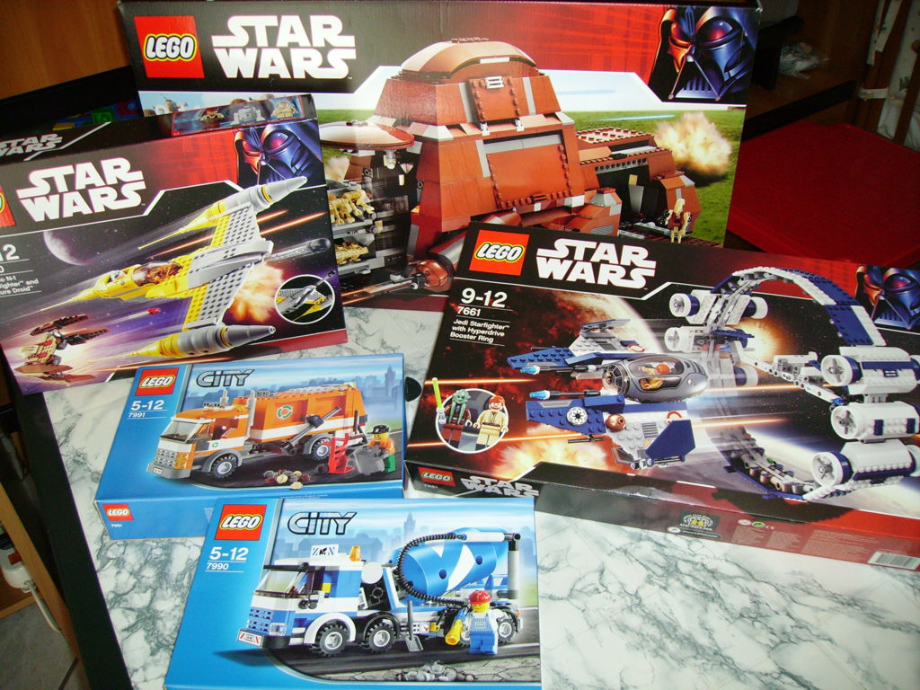 lego_boxes_june_2007_002.jpg