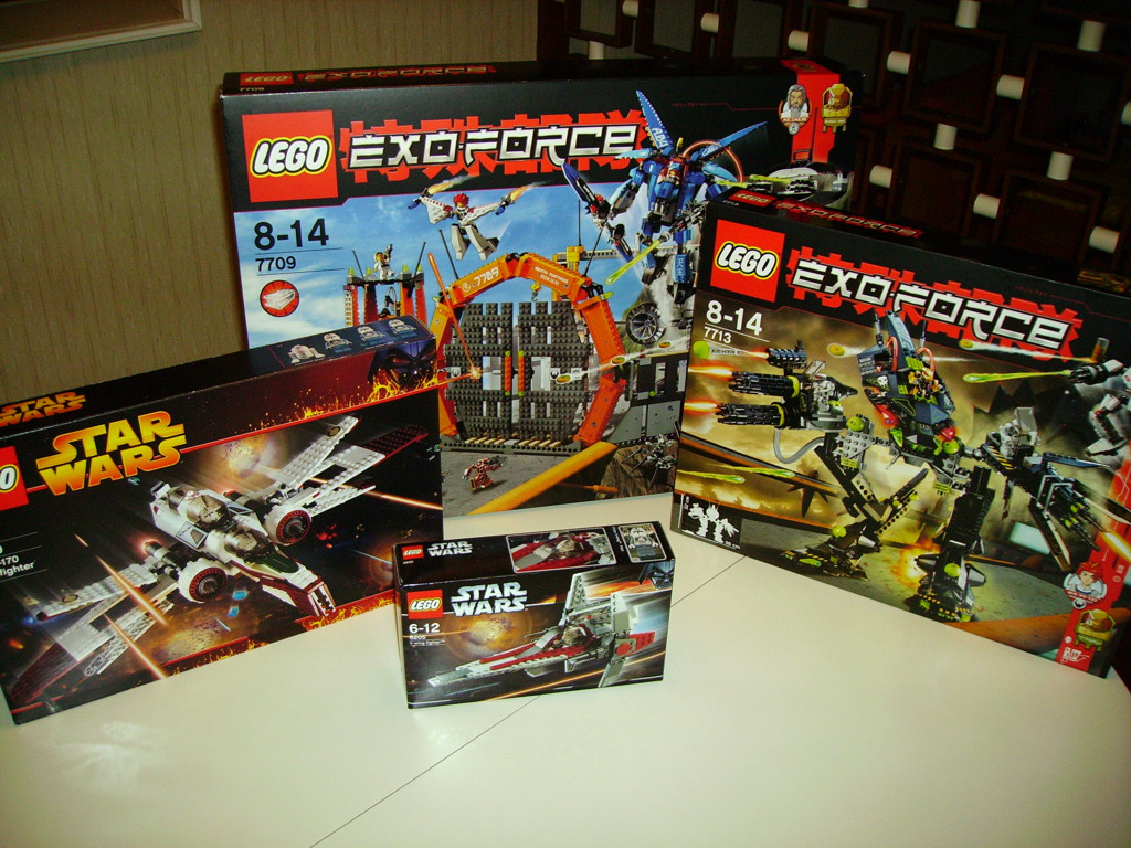 lego_boxes_november_2006.jpg