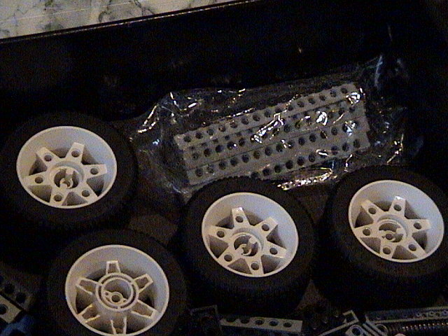 lego_supercar_8880_006.jpg