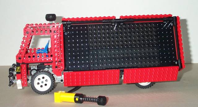 8872_025_unloading.jpg
