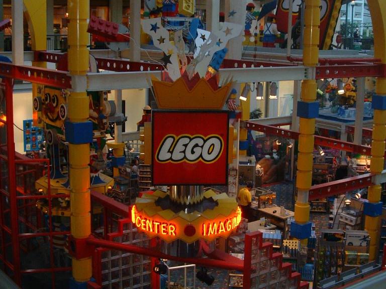 legostore.jpg