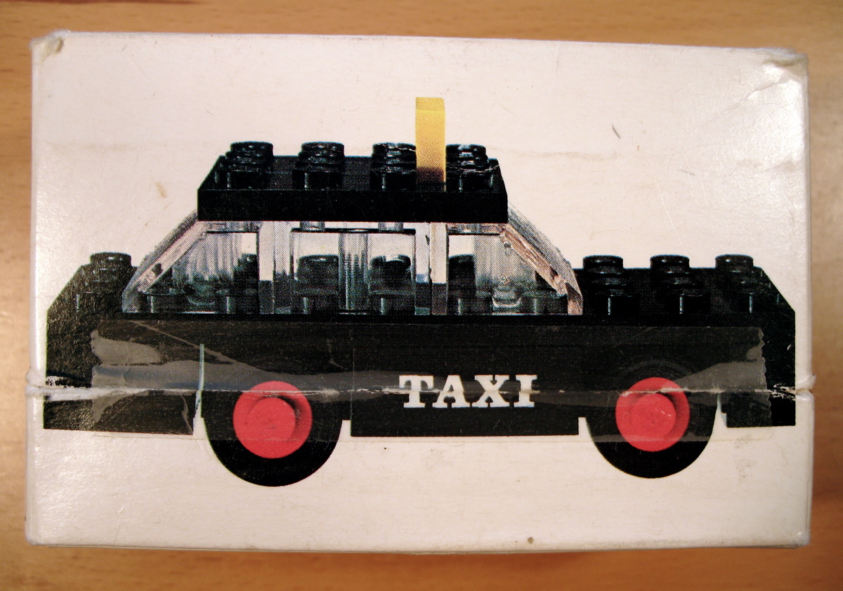 lego0605a.jpg