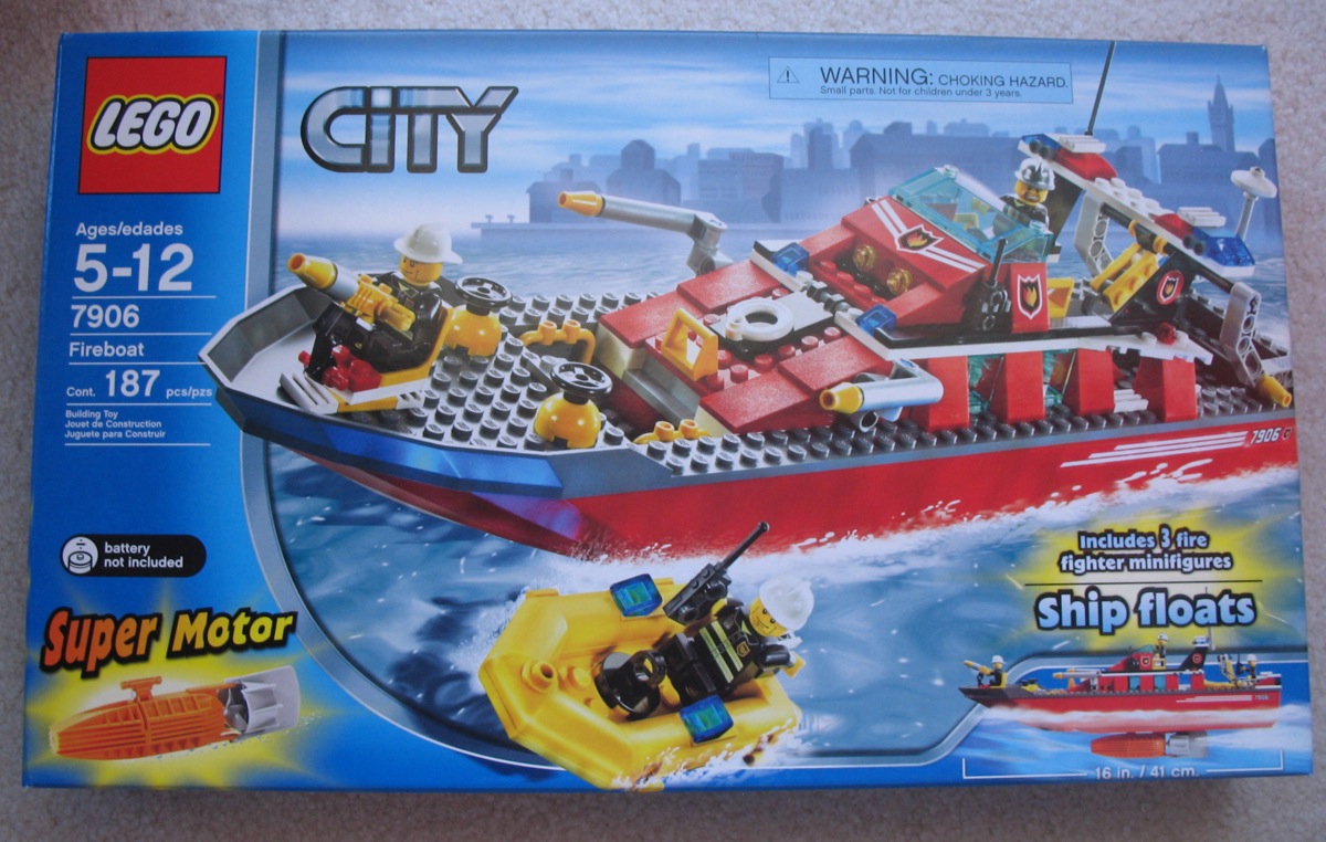 lego7906.jpg