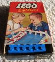 lego0215_blue.jpg