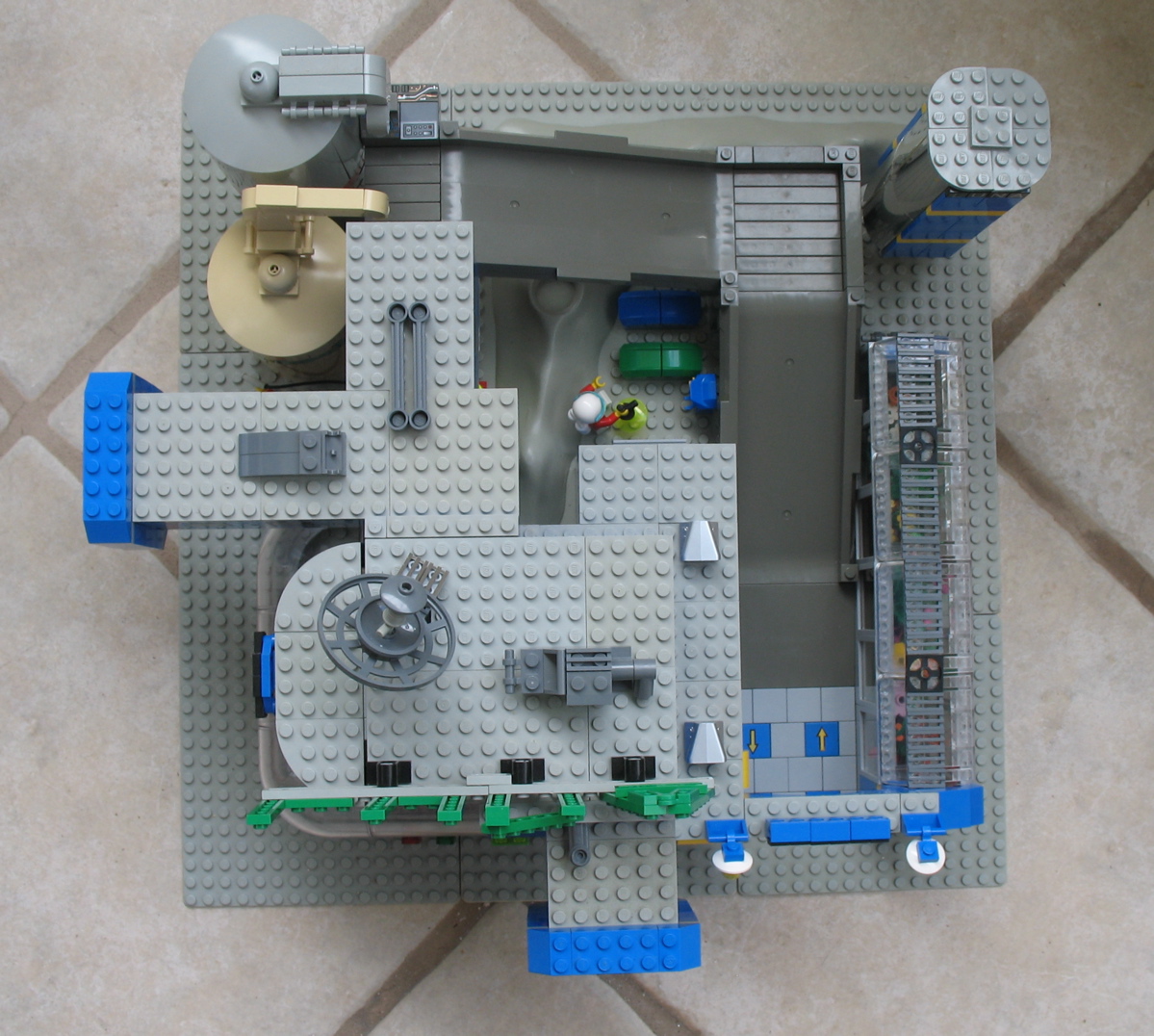moonbase_luna2.jpg