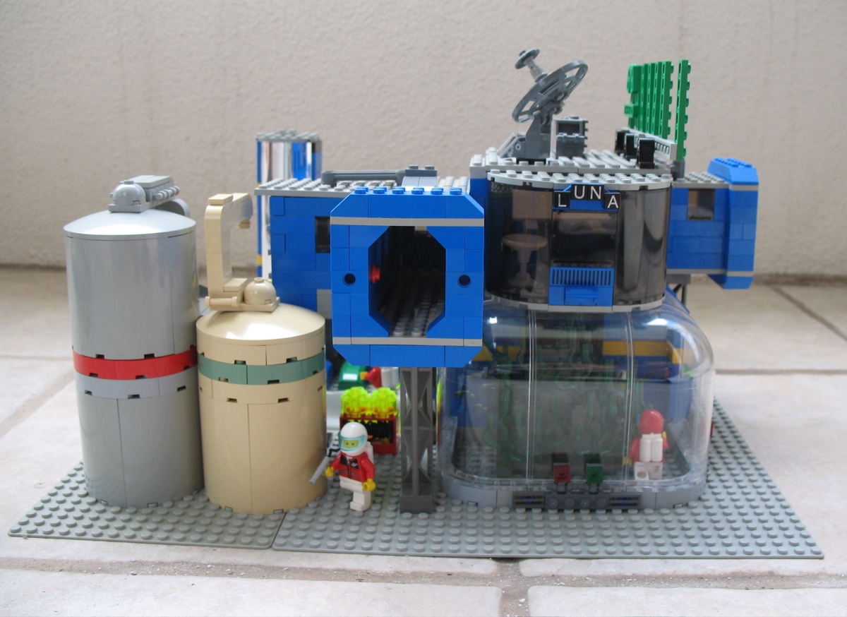 moonbase_luna4.jpg